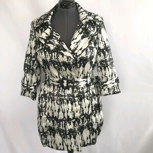 Robert Louis Black & White Coat.NWT